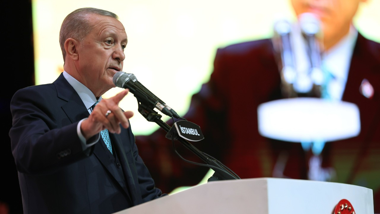 Erdoğan: Aman ha, zafer sarhoşluğu içerisinde yola devam edemeyiz