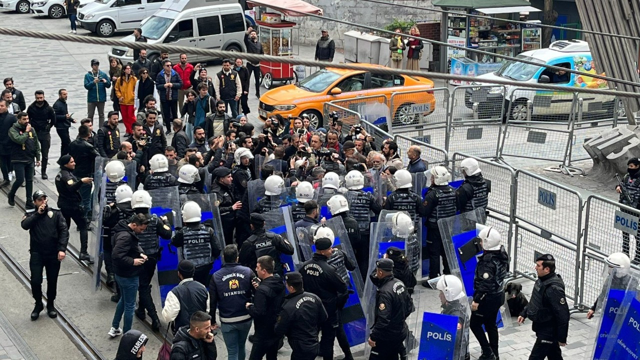 Cumartesi Anneleri'ne Galatasaray gözaltısı: Polis AYM kararına uymadı