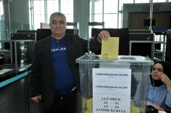 İstanbul Havalimanı'nda 2 günde 3 bini aşkın seçmen oy kullandı - Sayfa 3