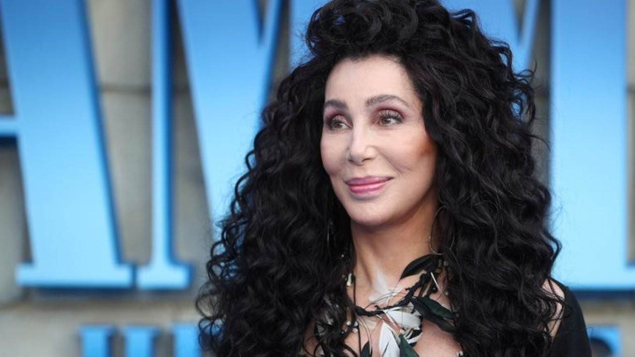 Cher: Biri ne zaman yaşlı hissedeceğimi söyleyebilir mi?