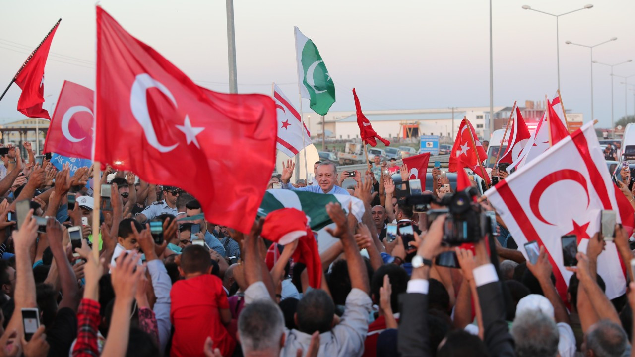 Erdoğan: Kızılay’ımız, AFAD’ımızla kardeşlerimizin imdadına koştuk