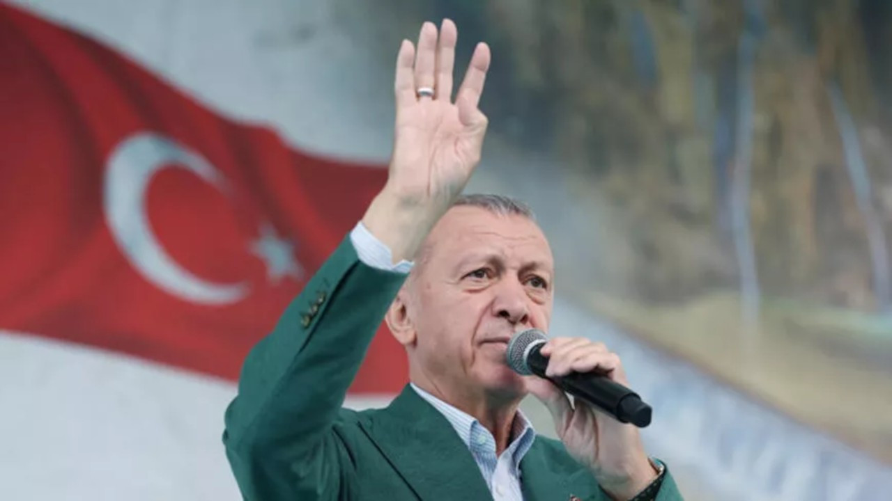 Erdoğan: Gençlerimizin kıvrak zekasının ürünü 5 saniyelik video üzerinde tepiniyorlar