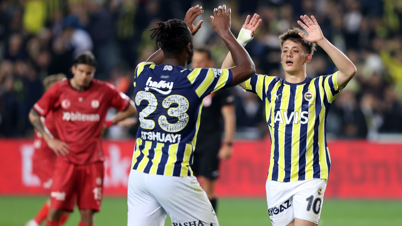 Fenerbahçe finale ikinci yarıda kavuştu: 3-0