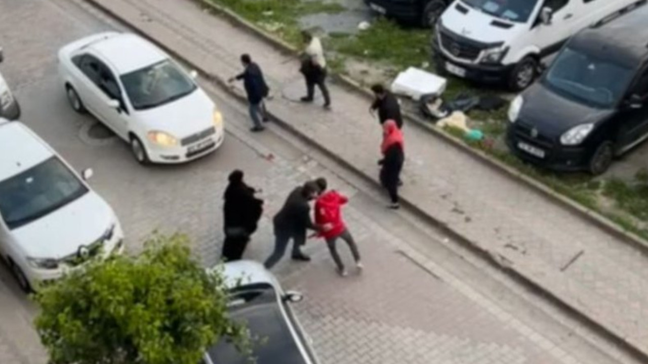 Sultangazi'de ev sahibi kiracı kavgası: 4 kişi yaralı