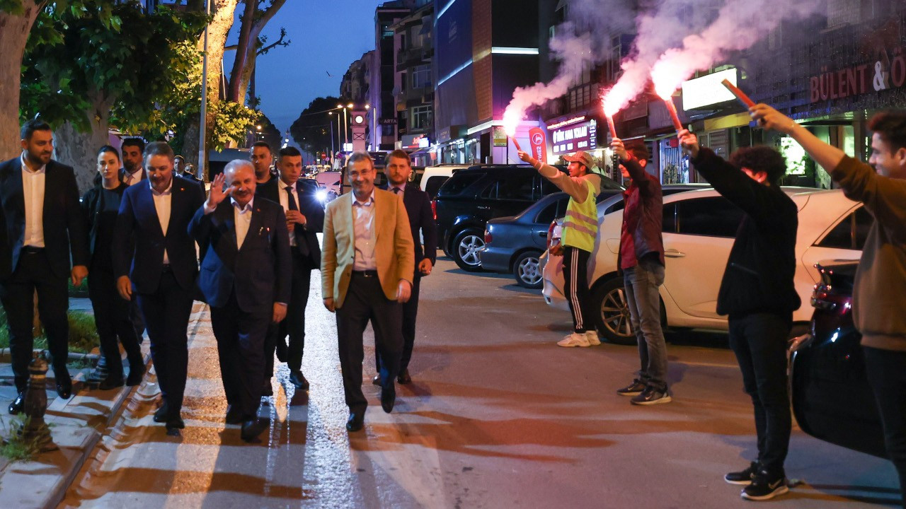 TBMM Başkanı Şentop: Bir tarafta Erdoğan, bir tarafta da onun karşısında mühim değil, bir topluluk meydana geldi