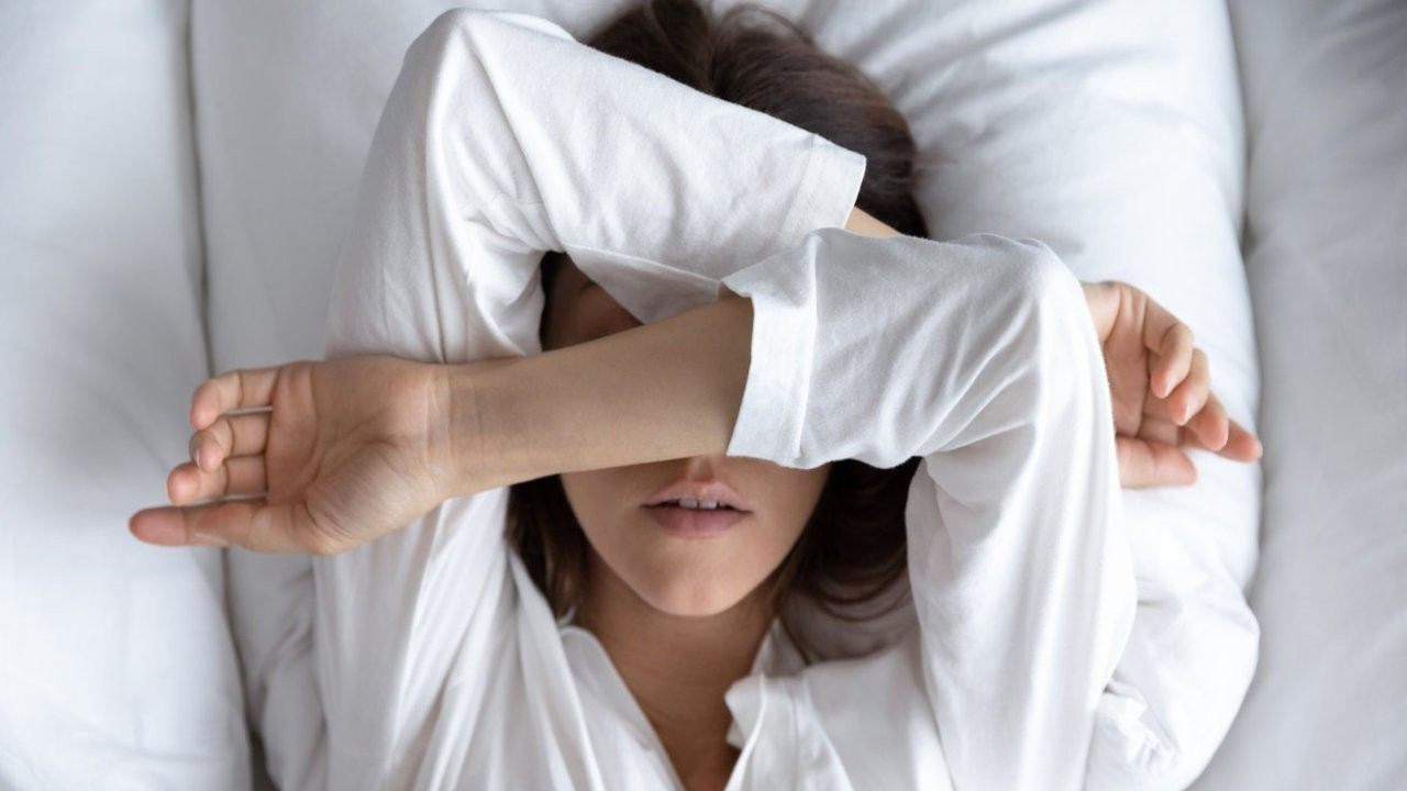 'Uyuyorum ama yorgunum': Belirsizlik sendromunun çözümü