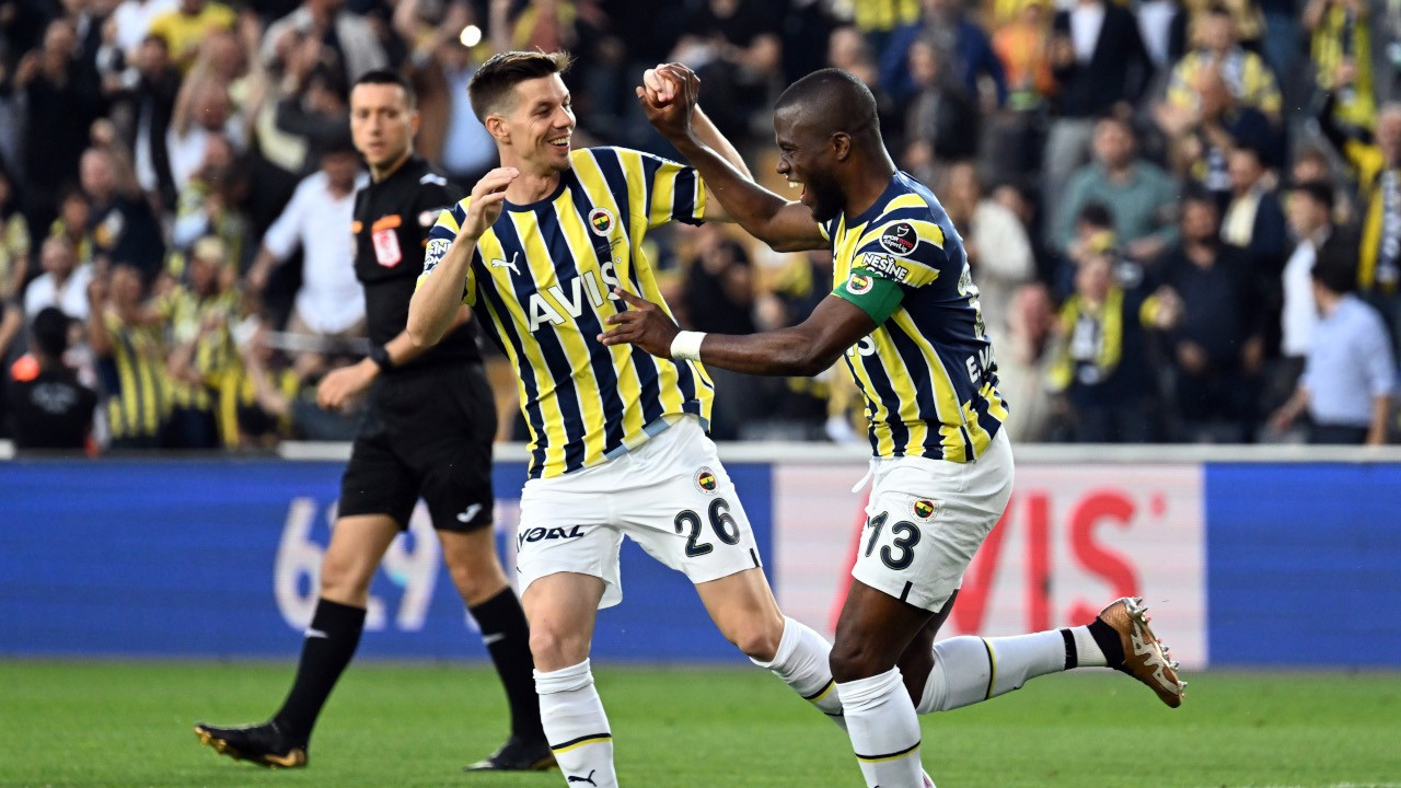 Fenerbahçe'ye galibiyet yetmedi