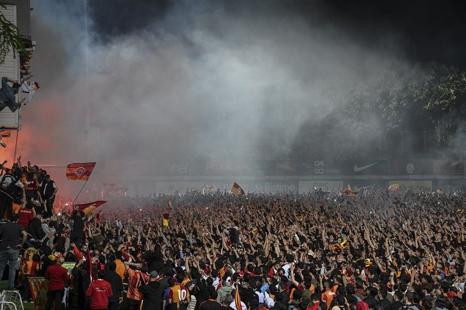 Galatasaray, Florya'da taraftarıyla buluştu - Sayfa 4