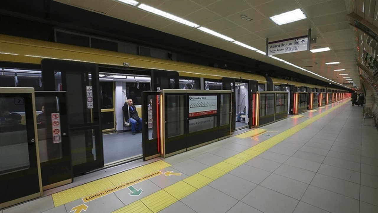 İstanbul'da metroya 'Onur Haftası' düzenlemesi: Taksim kapalı