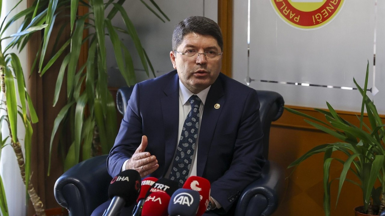 Adalet Bakanı Tunç: Altın Portakal'da terör örgütü propagandasına müsaade edilemez