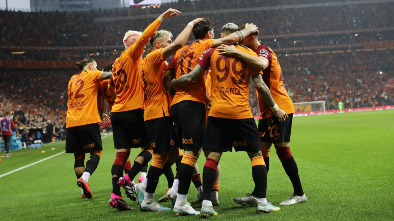 Galatasaray şampiyonluğu derbi zaferiyle perçinledi: 3-0
