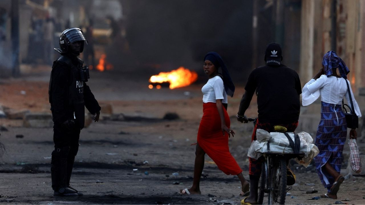 Senegal'de protestolar: 16 kişi öldü, 500 kişi gözaltına alındı