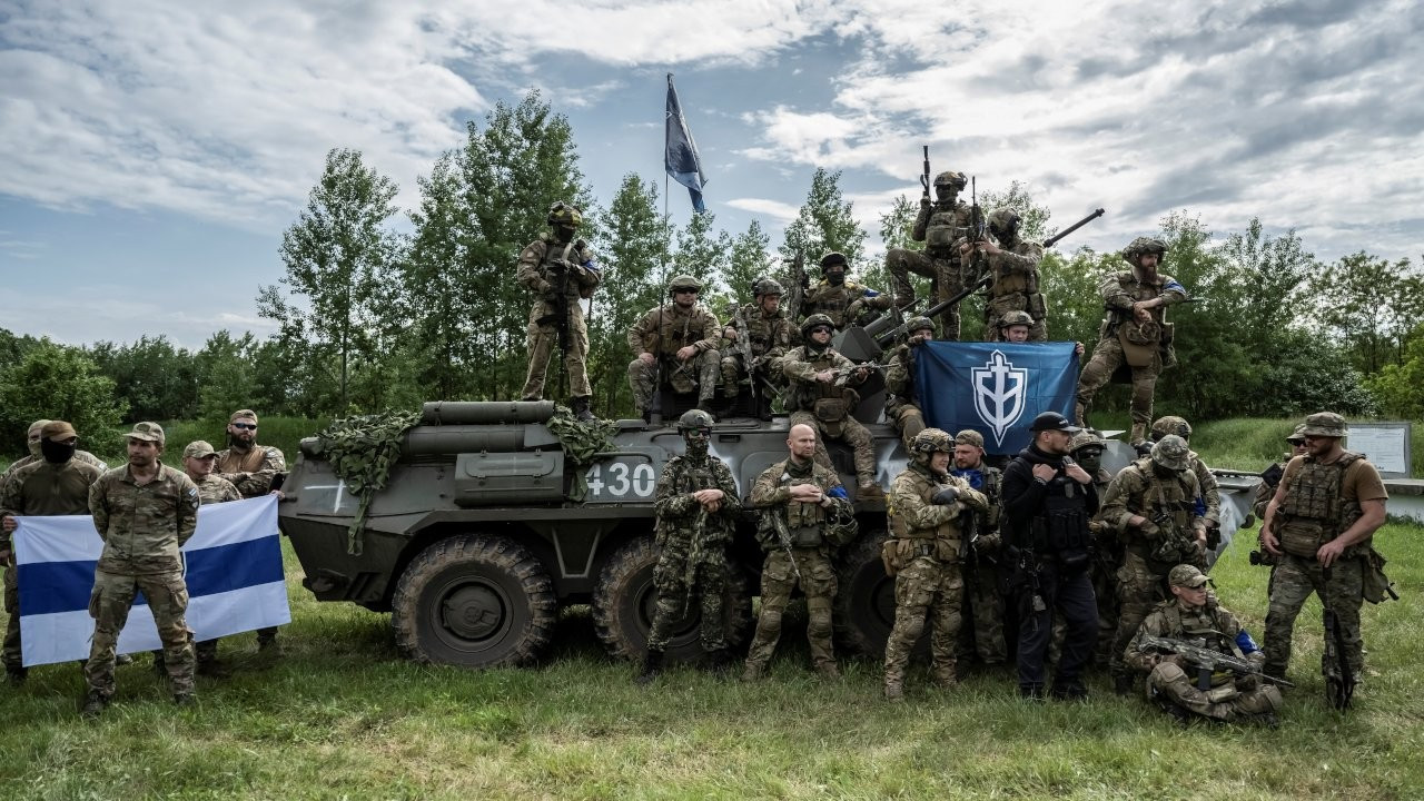 Rus milisler Rus askerleri rehin aldı: Ukrayna'ya gönderilecekler