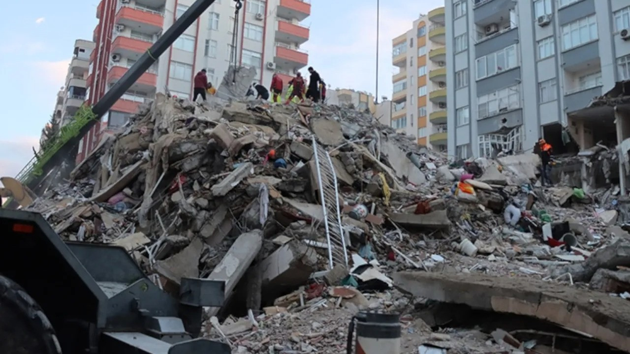Deprem raporu: 'Arama-kurtarma çalışmalarında ayrımcılık yapıldı'