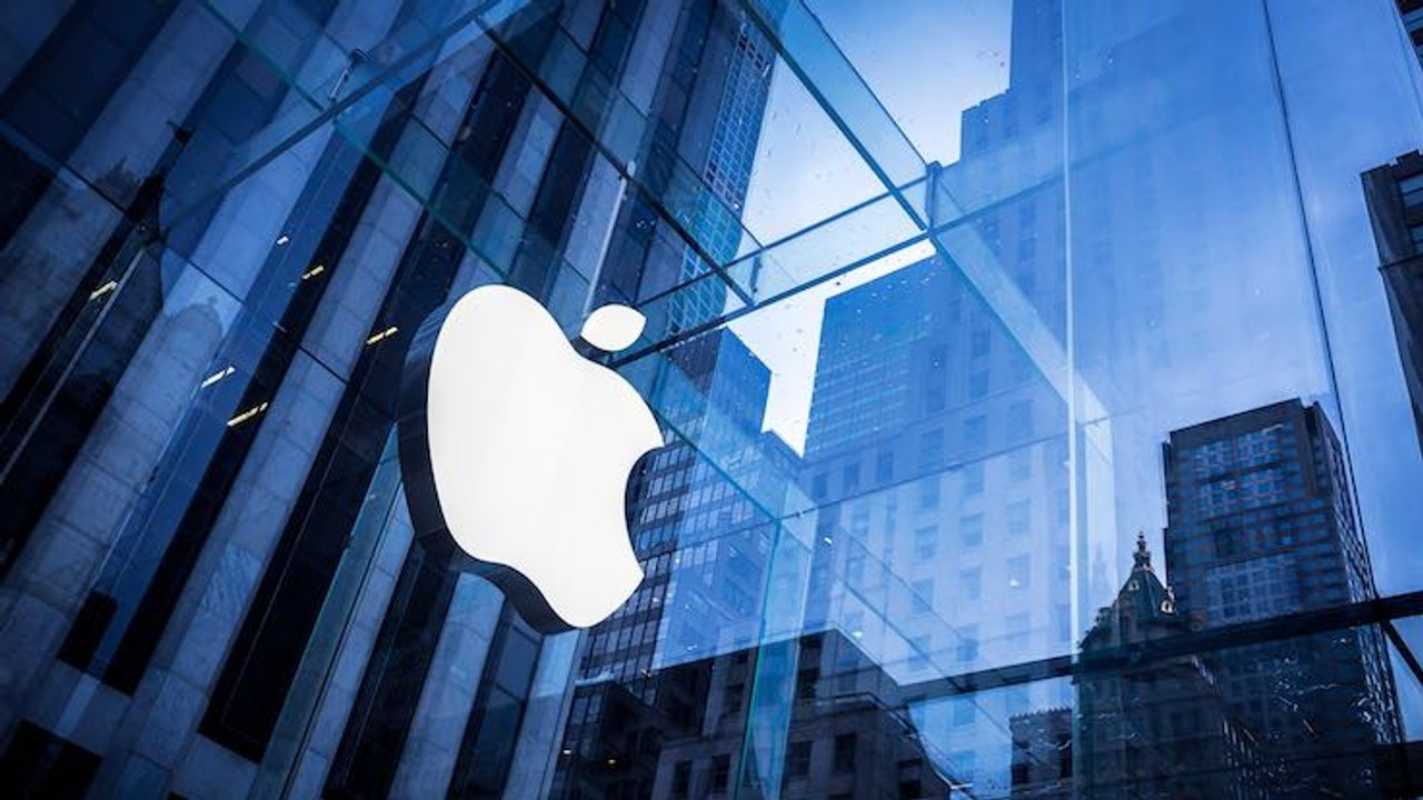 Apple, 'yanıltıcı yorum' davasında 490 milyon dolar cezayı kabul etti