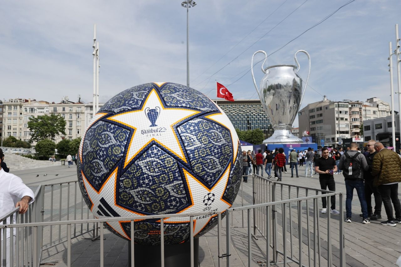 Şampiyonlar Ligi İstanbul'a yaradı: Gelir 100 milyon euroyu geçti - Sayfa 4