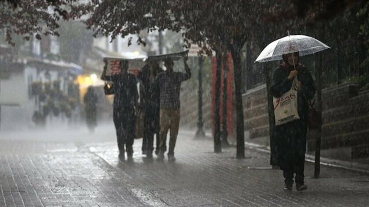 Bakan Özhaseki'den 11 kentte yaşayanlara 'yağış' uyarısı