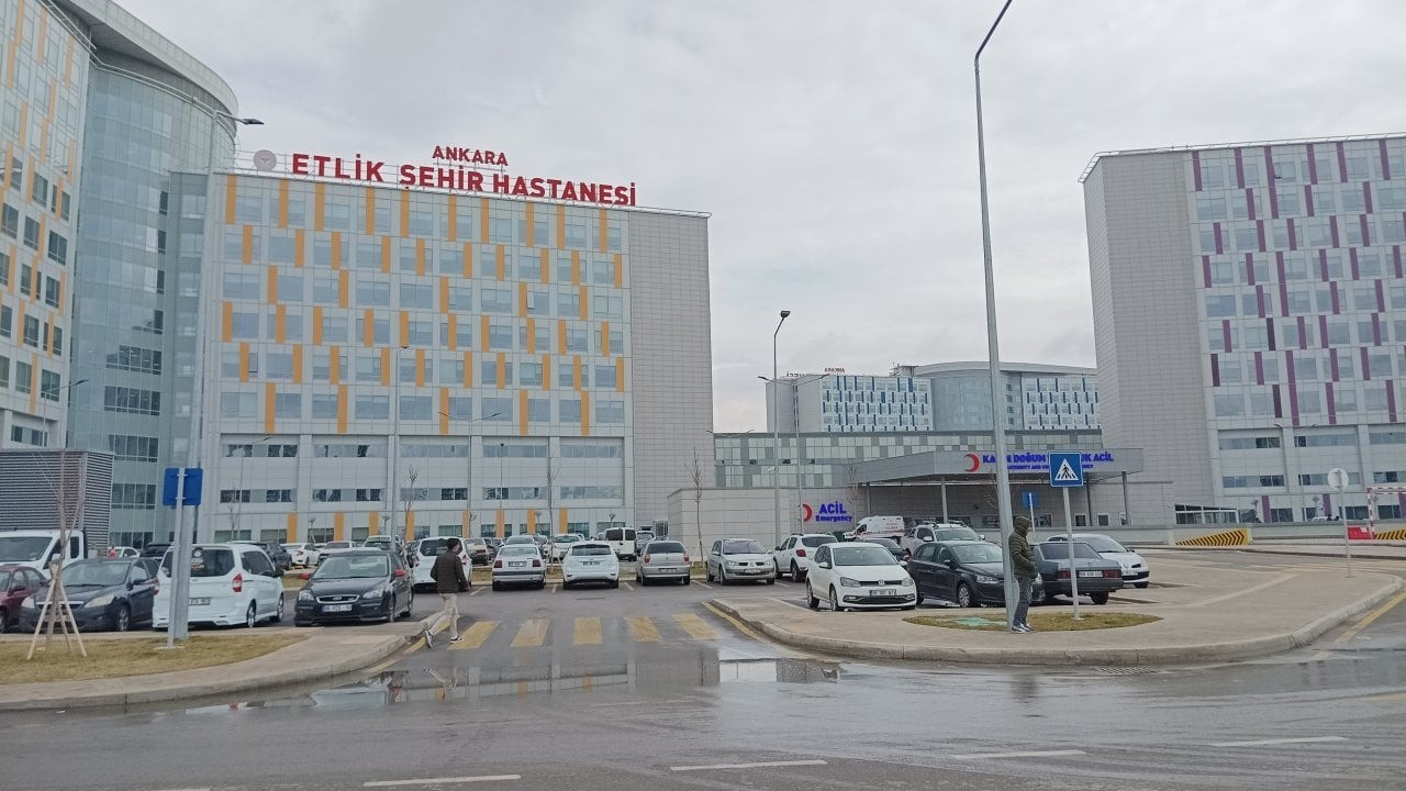 'Otel konforunda' denilmişti: Etlik Şehir Hastanesi'ni su bastı
