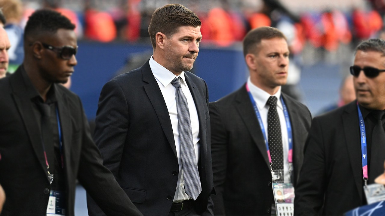Futbolda Suudi Arabistan'a göç devam ediyor: Gerrard da imzayı atıyor