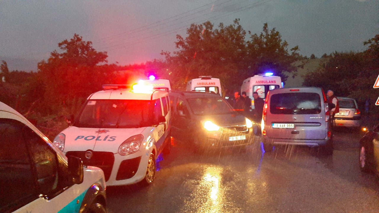 Çorum'da silahlı saldırı: 3 kişi yaralandı
