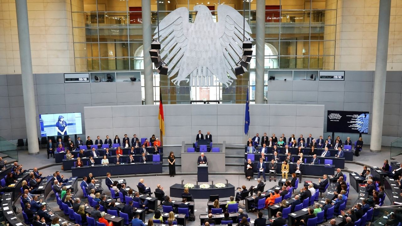 Almanya: İş gücü göçünü kolaylaştıran yasa Meclis'ten geçti