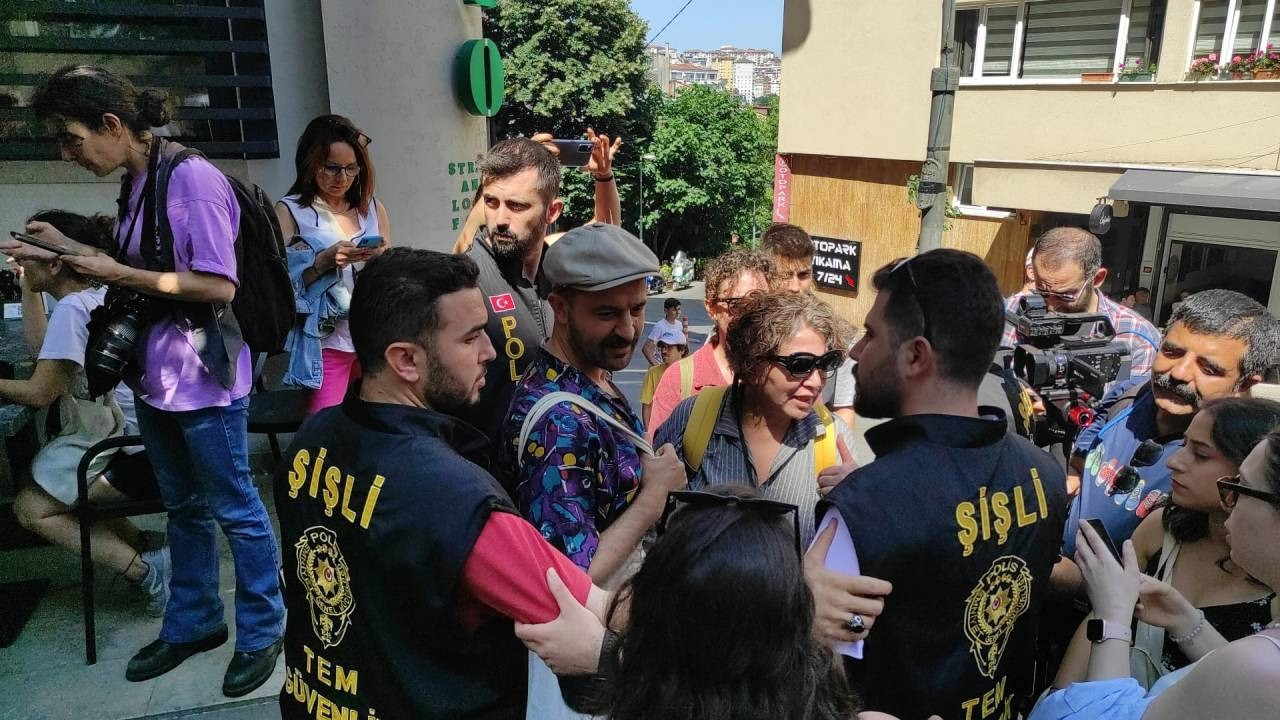 Onur Yürüyüşü'ne polis engeli: 113 gözaltı