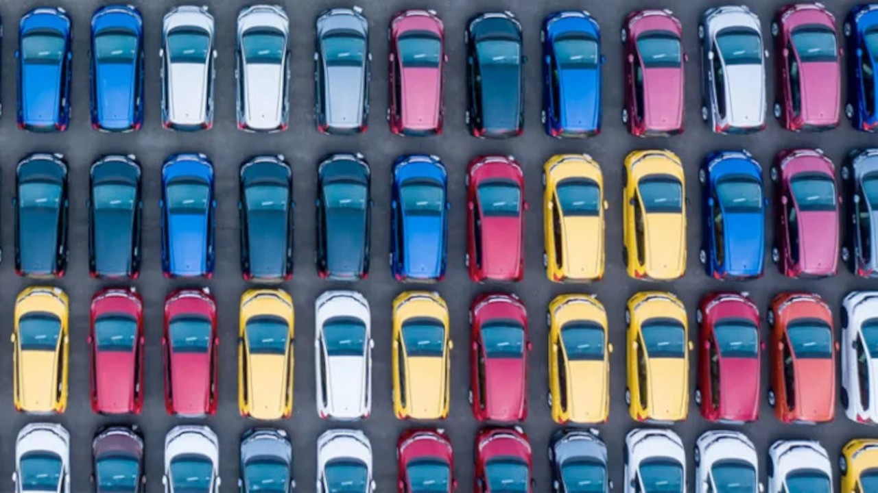Araştırma: Otomobilde hangi renk daha fazla değer kaybettiriyor?