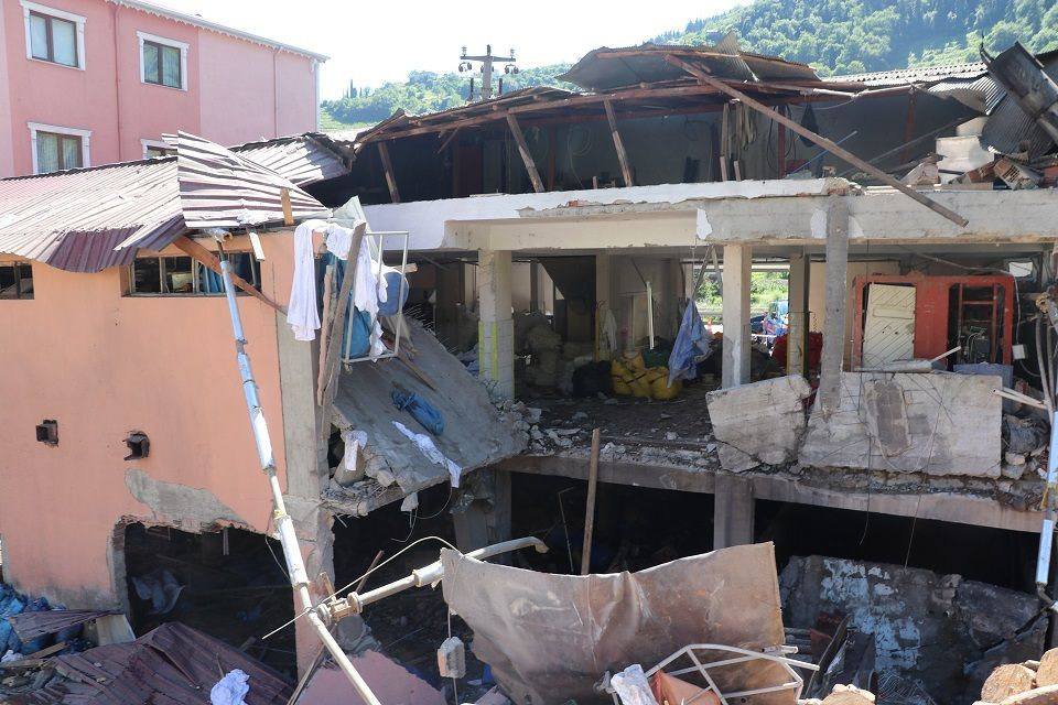 Trabzon'da temizlik tesisinde buhar kazanı patladı: 1 ölü - Sayfa 1