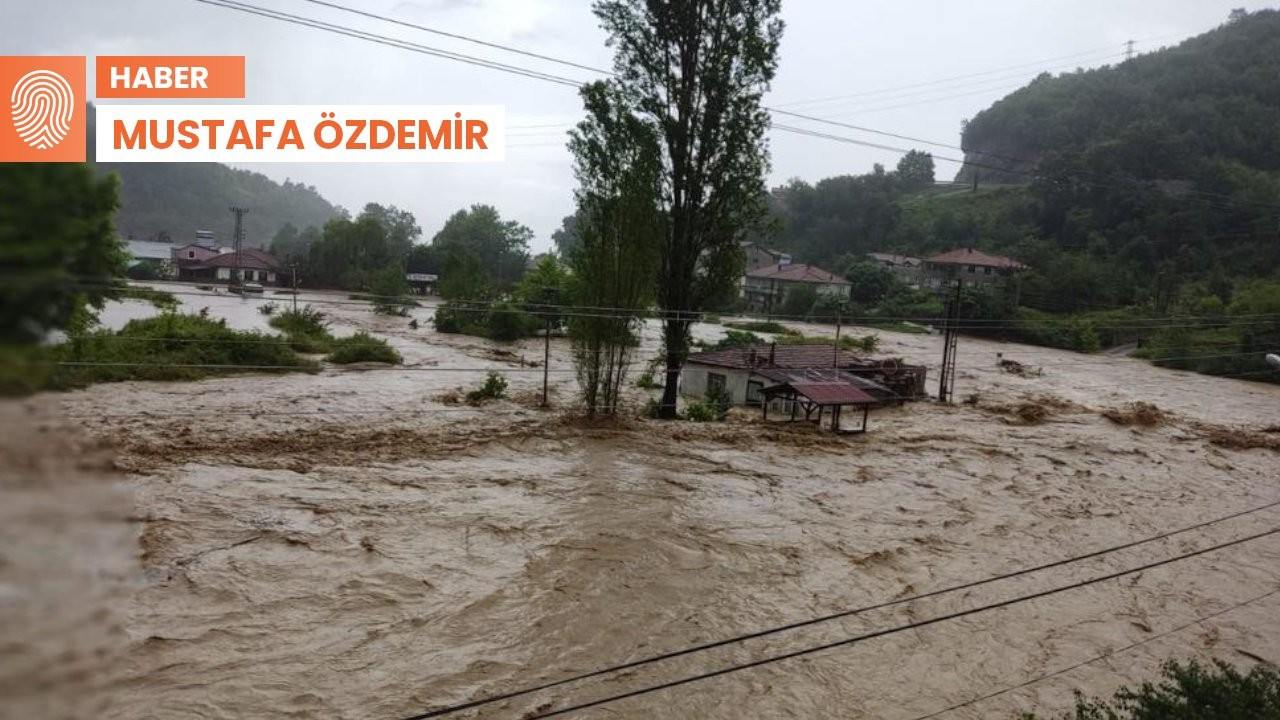 Zonguldak'ta sel: İstanbul yolu heyelan nedeniyle kapatıldı