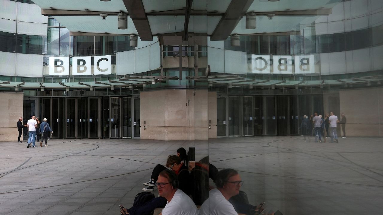 Polisten pedofili açıklaması: BBC spikeri hakkında soruşturma açılmadı