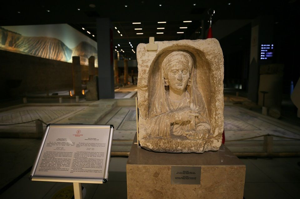Zeugma kökenli mezar steli Türkiye'ye iade edildi - Sayfa 1