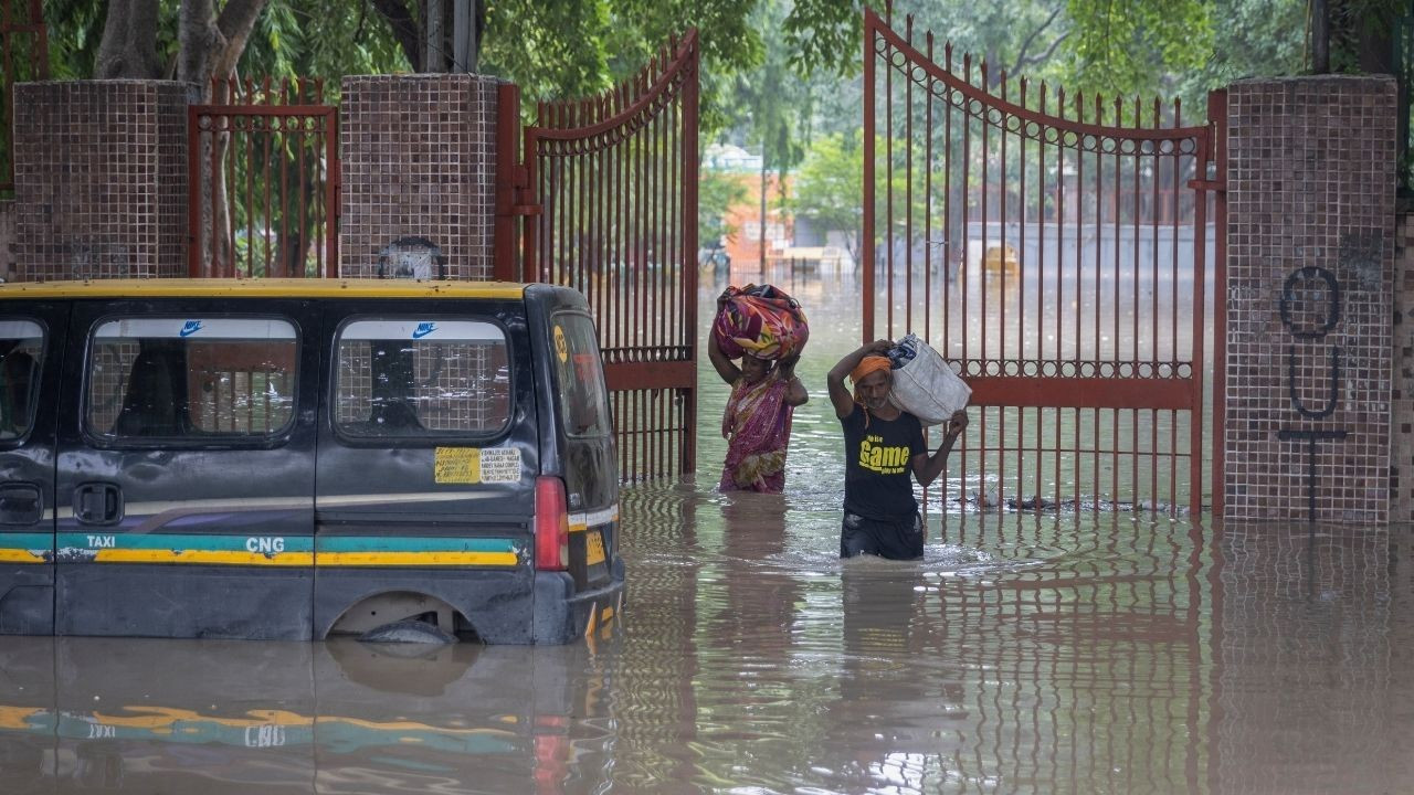 Hindistan ve Pakistan'da muson yağmurları: Ölü sayısı 191'e yükseldi