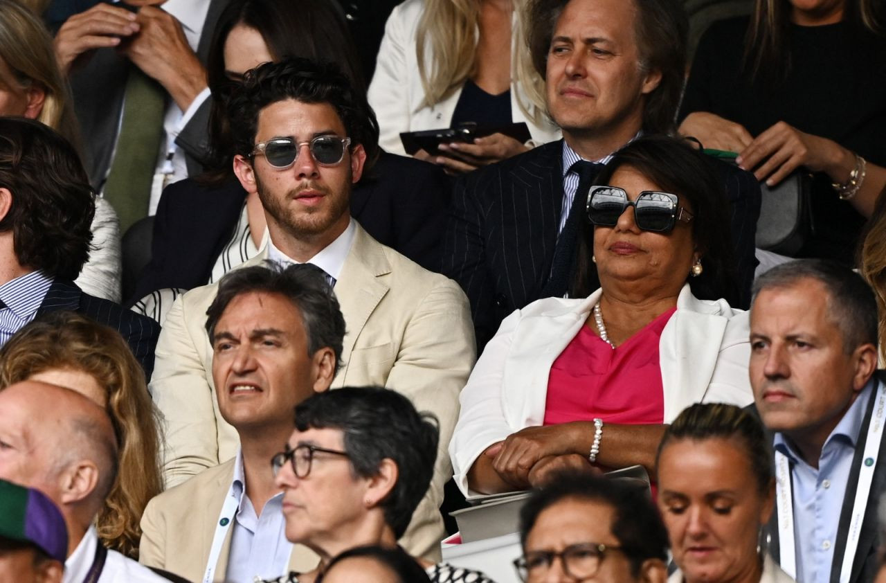 Hollywood yıldızları Wimbledon finalini izledi: Hugh Jackman, Brad Pitt, Emma Watson, Daniel Craig... - Sayfa 3