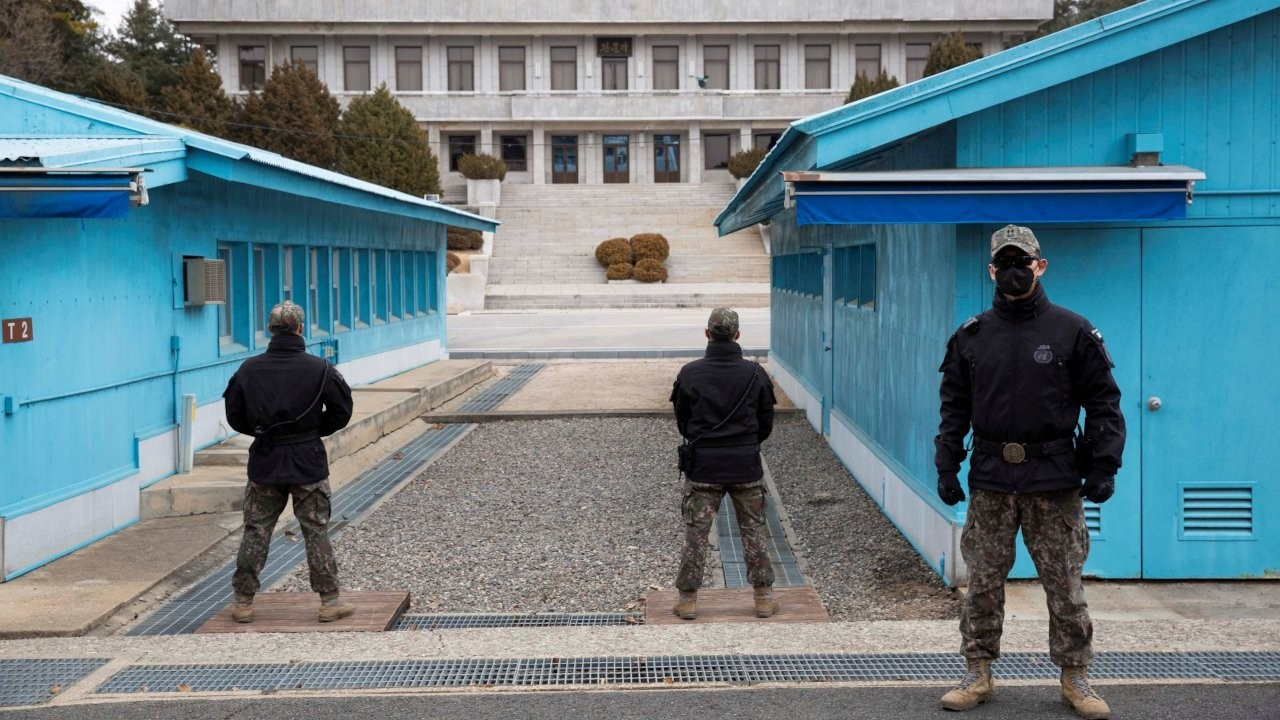 Kuzey Kore-ABD arasında 'kaçak asker' krizi: Gülerek sınırı geçmiş
