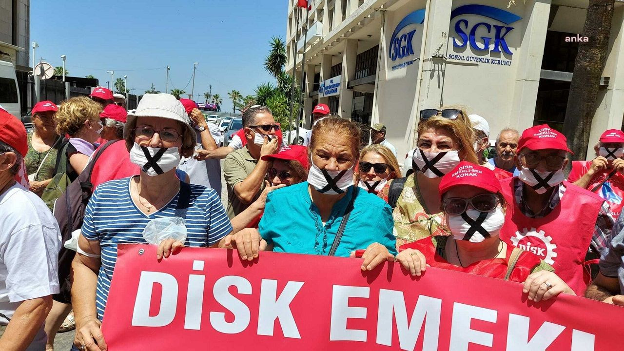 Emekliler yüzde 25 zammı protesto etti: 'Yaşam hakkı tanınmıyor' - Sayfa 3