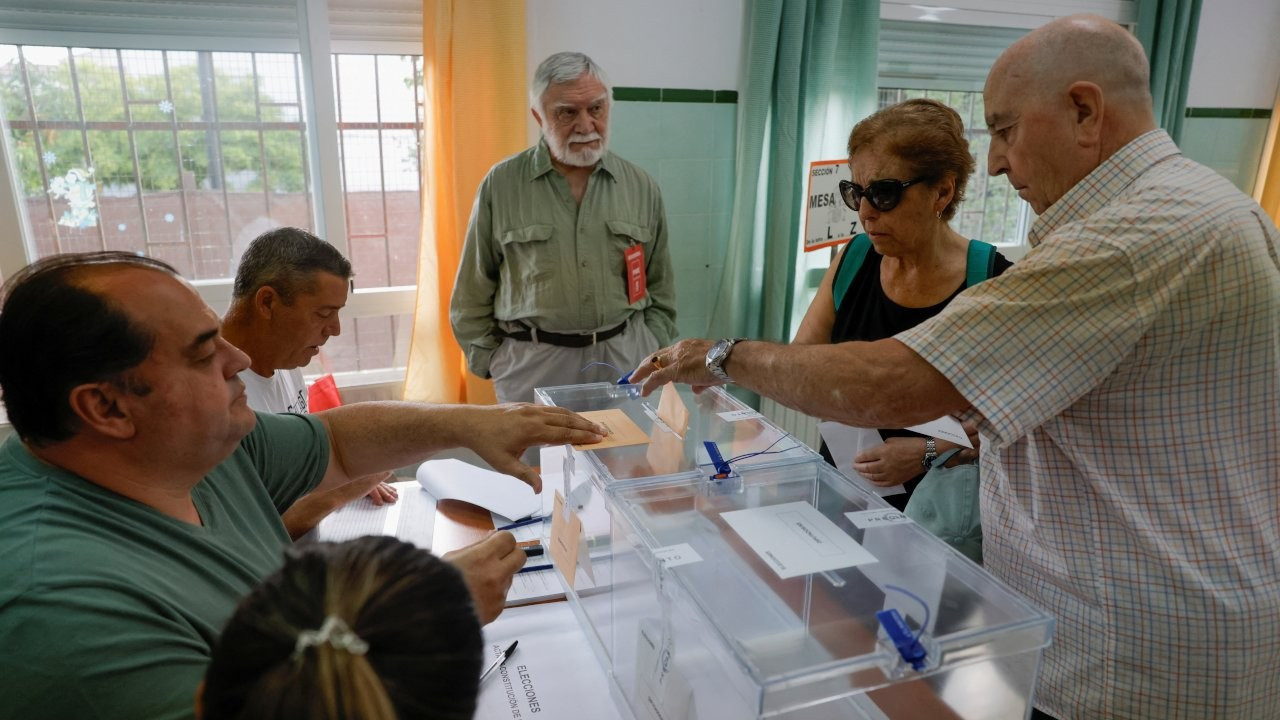İspanya'da genel seçimler: 37,4 milyon seçmen sandığa gidiyor
