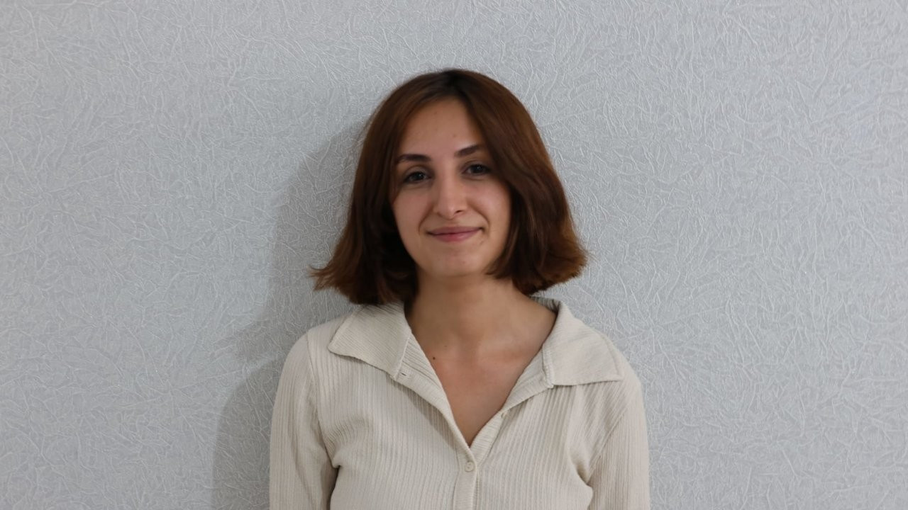 Gazeteci Evrim Deniz gözaltına alındı