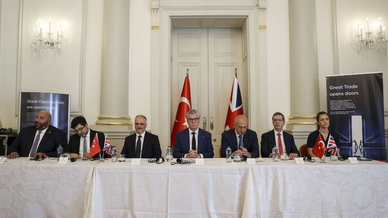 İngiltere'den Türkiye'deki demiryolu projesine finansman