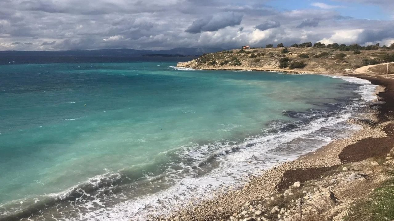 Çeşmelilerin 'halk plajı' mücadelesi: Ücretsiz kalması için ihaleye girip kazandılar