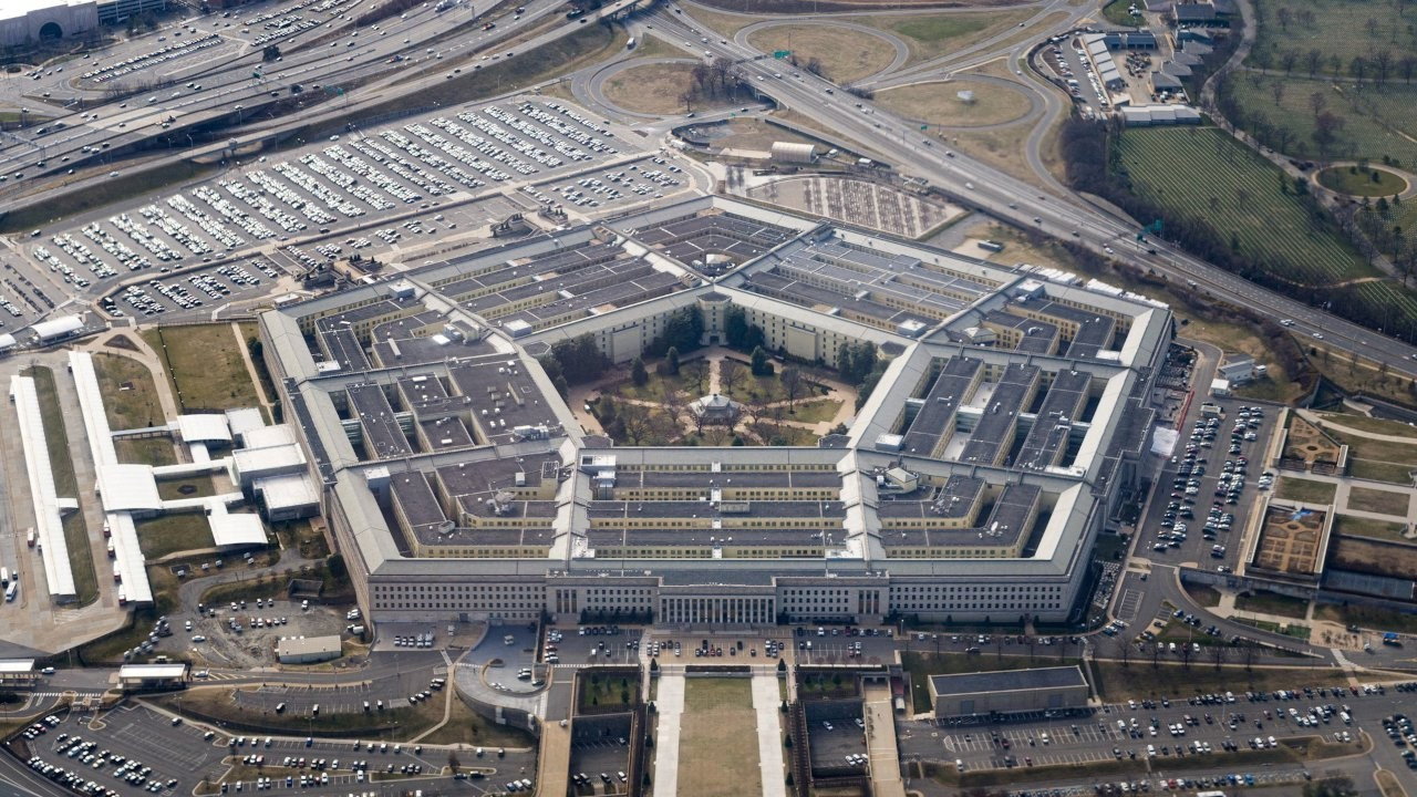 İngiltere, Pentagon'a göndereceği gizli e-postaları 'yanlışlıkla' Mali'ye gönderdi