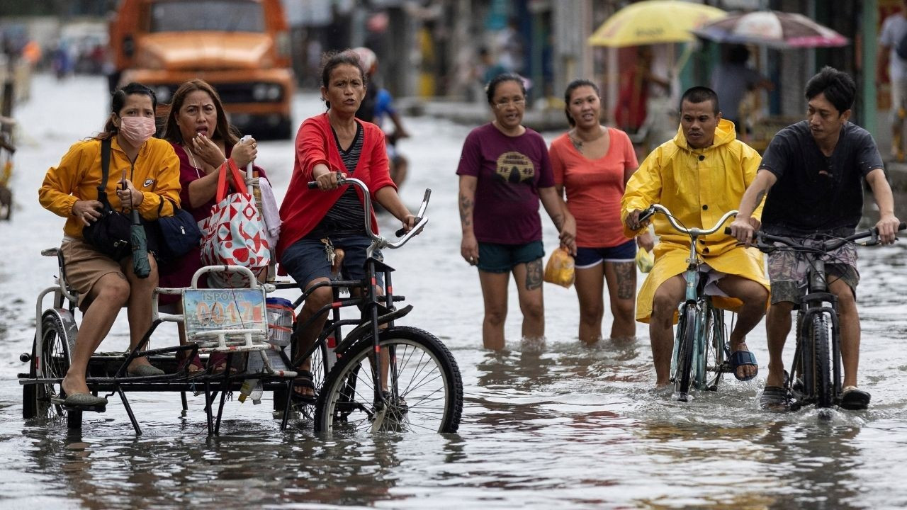 Filipinler'de sel ve heyelan: En az 20 ölü
