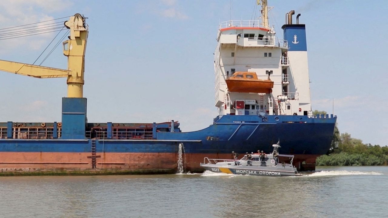 Ukrayna: Rusya Tuna'daki limana saldırdı, 40 bin ton tahıl zarar gördü