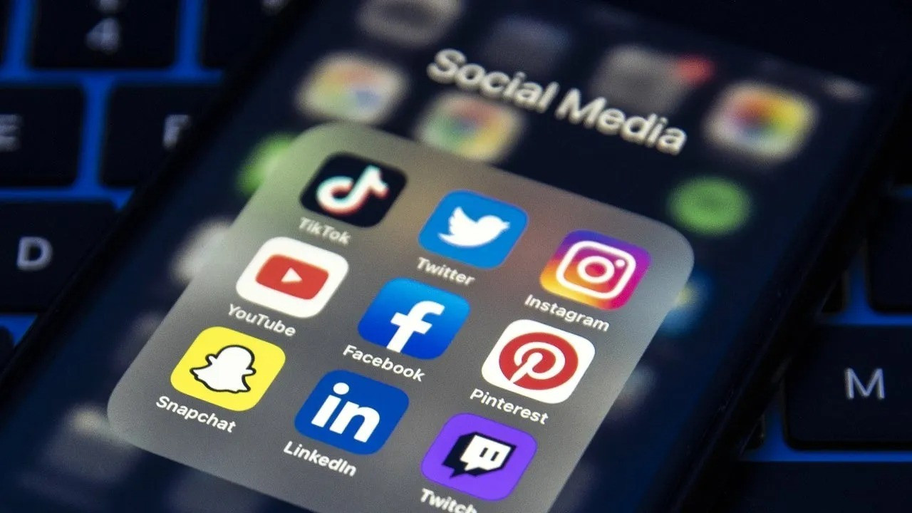 Türkiye'de en çok vakit harcanan sosyal medya sitesi belli oldu