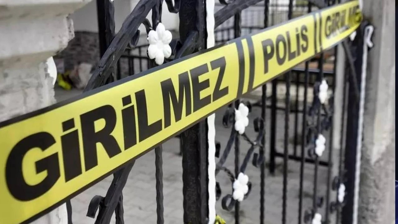 Zeytinburnu'nda silahlı saldırı: Bir ölü, iki yaralı