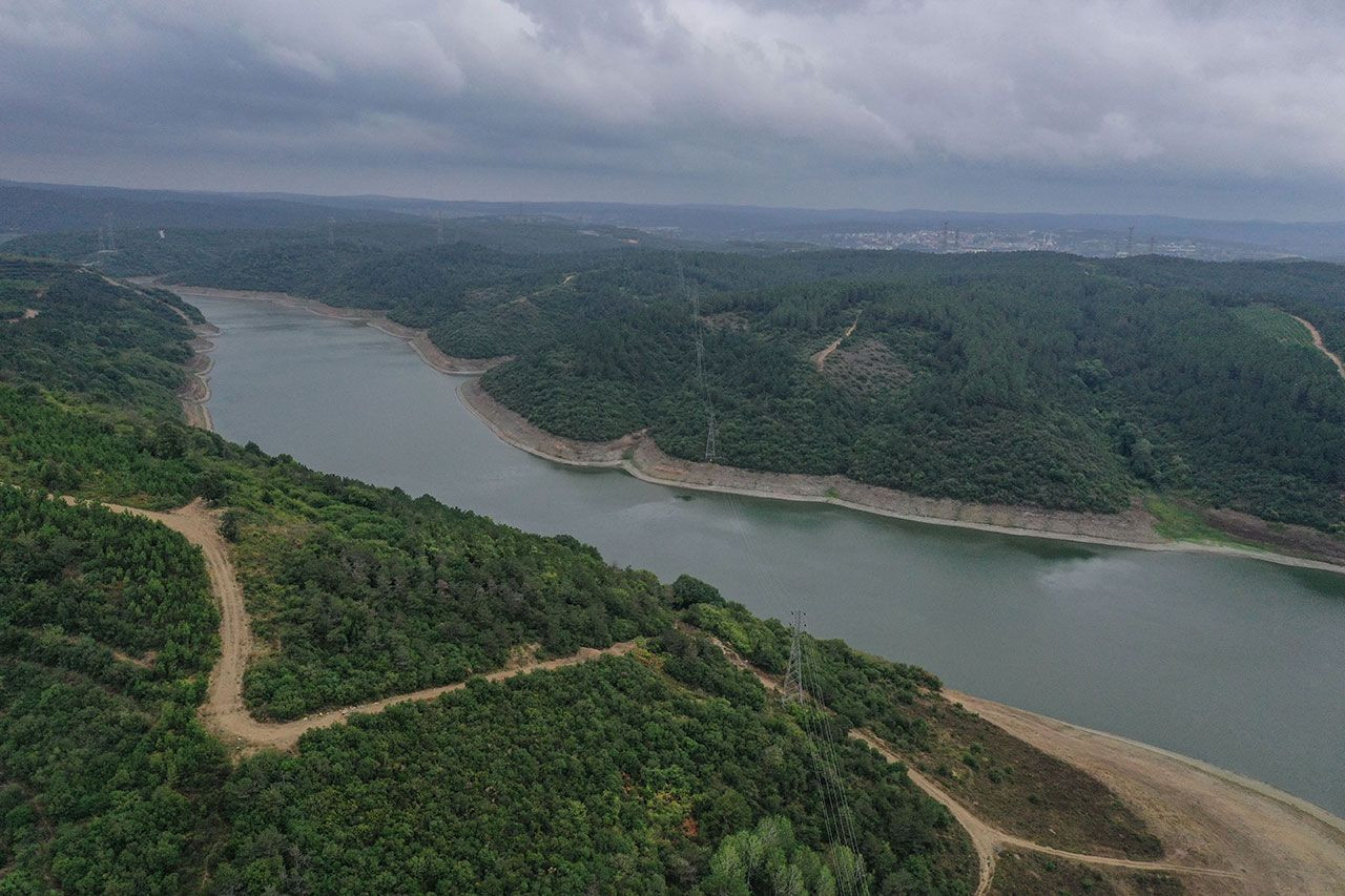 İstanbul'un barajları alarm veriyor: 10 barajın 6'sında su kalmadı - Sayfa 1