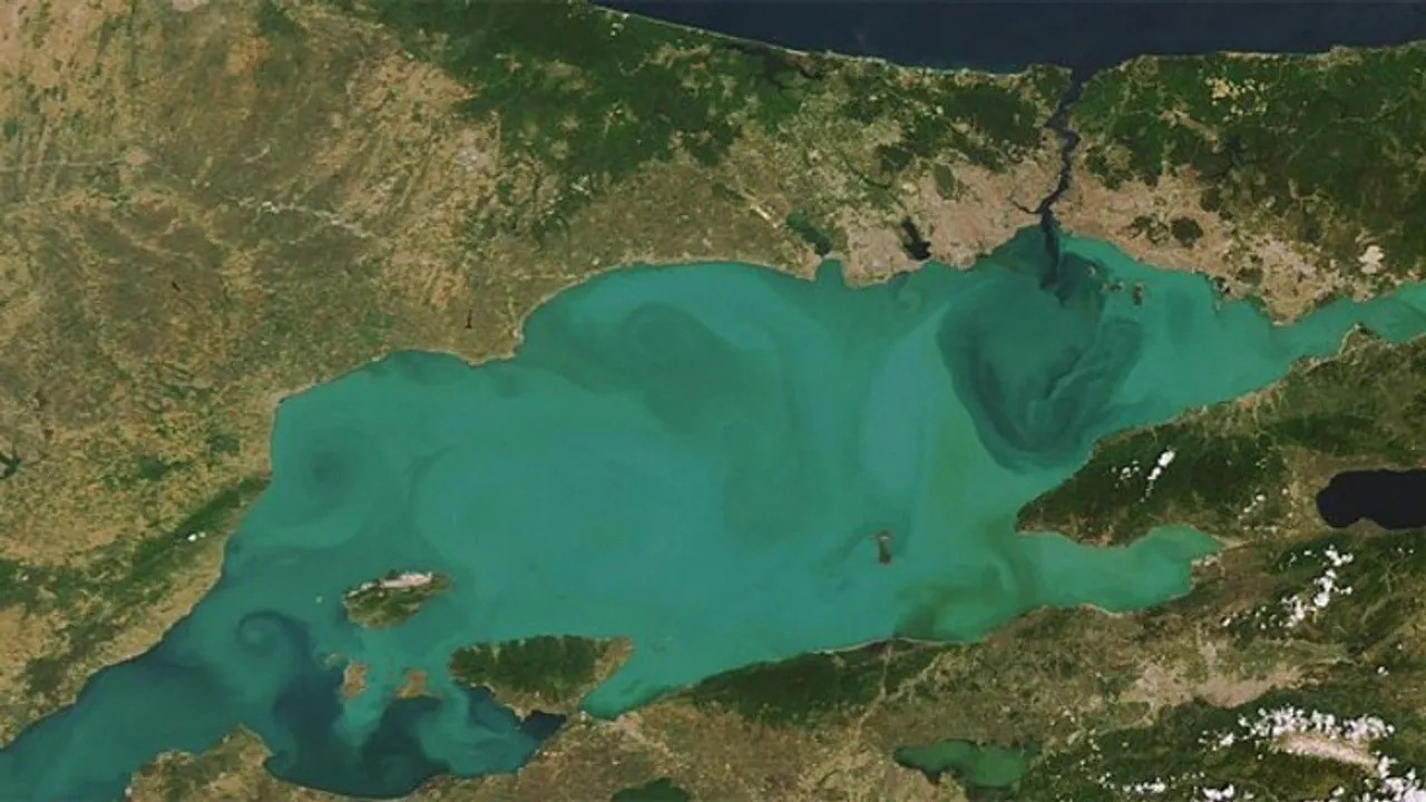 Marmara Denizi alarm veriyor: Sıcaklığı 2,5 derece arttı