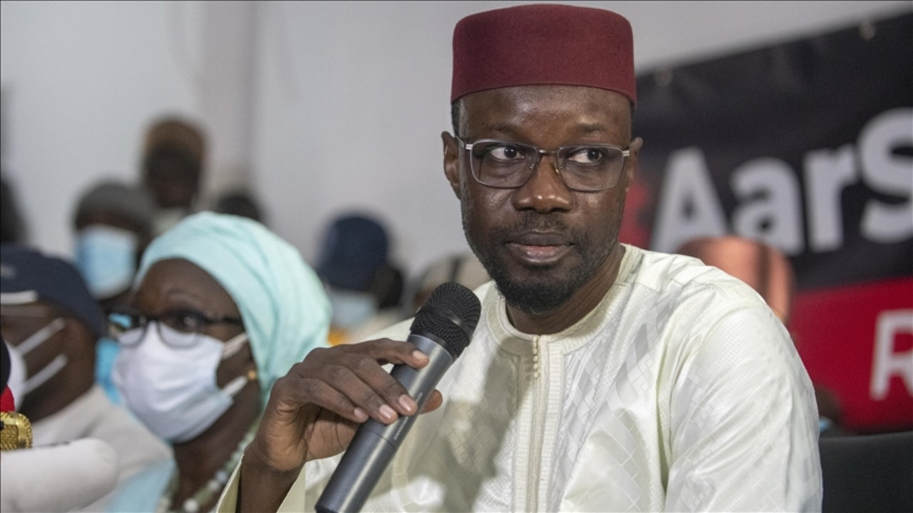 Senegal'de cezaevinde açlık grevi yapan muhalif lider yoğun bakıma kaldırıldı
