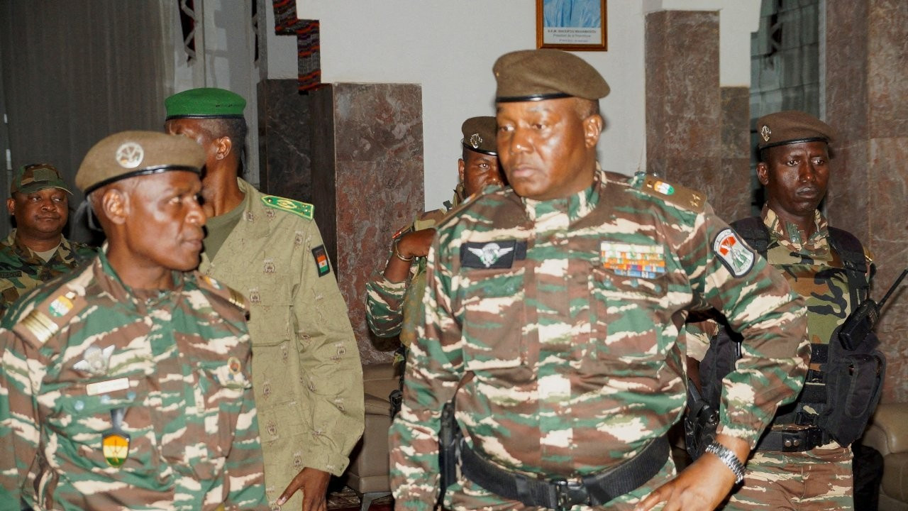 ECOWAS Nijer'e heyet gönderdi: 'Cunta diyaloğu kabul etti'