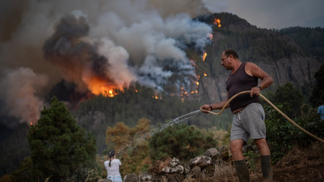 26 bin kişi tahliye edildi: 'Her şey yanıyordu'