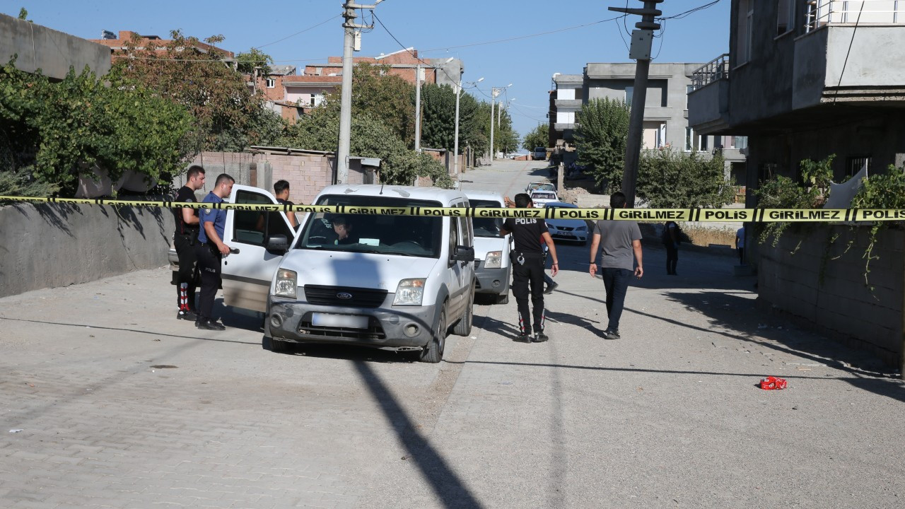 Diyarbakır'da husumetli ailelerin barış yemeğinde silahlı kavga çıktı: 1 ölü, 11 yaralı